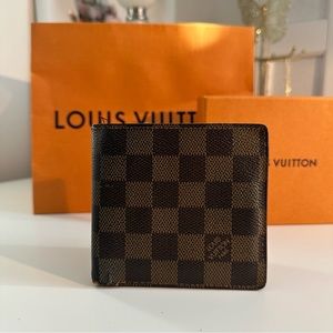 Louis Vuitton Marco Wallet